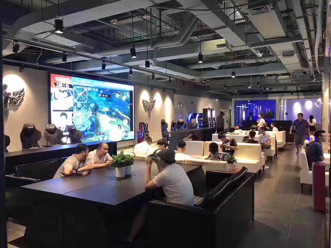 電競館裝修 電競俱樂部 俱樂部
